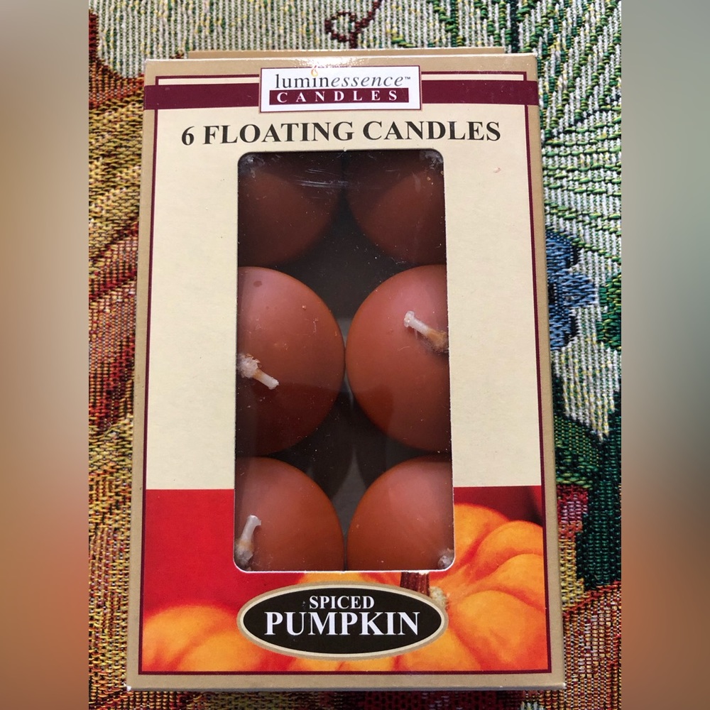 Spiced Pumpkin Floating Candles